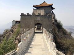 -鸡鸣山旅游风景区