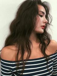 -苑苑发型设计