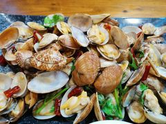 -老东镇啤酒屋海鲜加工·蒸汽海鲜·海鲜烧烤(台东店)