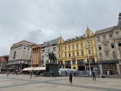 -耶拉契奇总督广场