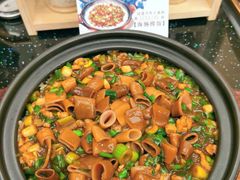 -品海楼·大连海胆锅贴馆(东港店)