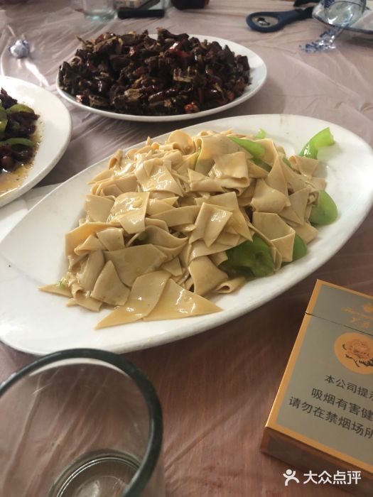 鸡炖兔图片