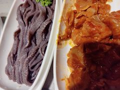 -海底捞火锅(曹安公路店)
