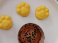 -阿姨来了月嫂服务中心(徐汇店)