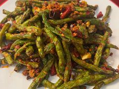 -鸿亨泰杂鱼馆(港馨家园店)