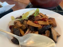蒜香野山菌-北京柏悦酒店·锦庭餐厅Dining Room