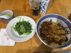 大肠面-沪西老弄堂面馆(定西路店)