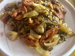 -鲤鱼塘农家山庄