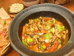 烩野生杂菌-老滇山寨•云南特色菜•地方菜•民族风情歌舞表演(金碧店)