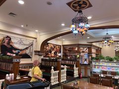 -清真·玛丽亚新疆菜主题餐厅(浙江中路店)