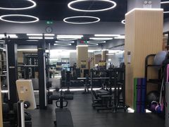 -Z&B Fitness Studio·Gym(前滩L+PLAZA店)