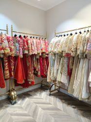 点击看大图 -33度婚纱礼服馆(仁和广场店)