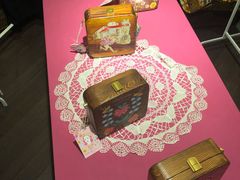 -恋物百货商店(华侨城店)