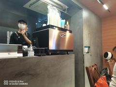 -CowCow其其·牛杂咖啡公司(六运店)