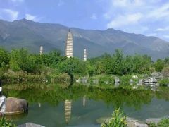 android_upload_pic-三塔倒影公园
