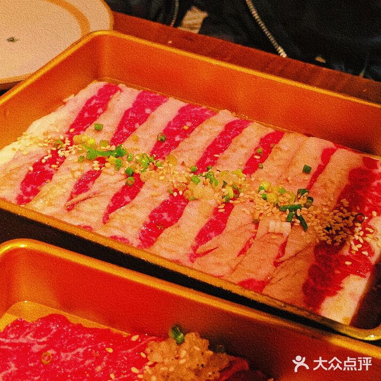 桫椤湾烤肉天花板❗❗大片牛肉香哭我💧