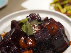 慈城年糕红烧肉-童福兴·南京菜(老门东店)