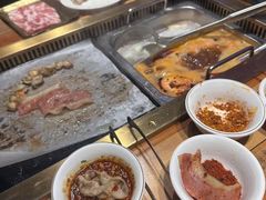 -蒙肥羊·酸汤潮牛·鲜牛肉火锅烤肉自助(岗顶店)