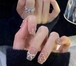 -悦指间美甲美睫美肤