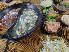-乖嬢嬢重庆老火锅(南联店)