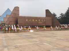 -上海市龙华烈士陵园