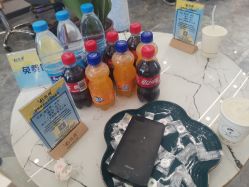 -V8潮牌·接发烫染连锁