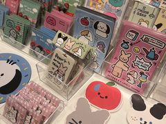 -萌物合辑(新中关购物中心店)