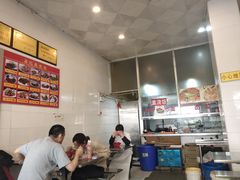 大堂-易记皮肚面(明瓦廊店)