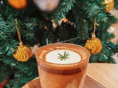 发啦发啦-逗号咖啡(信义荔山公馆店)