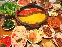 -牛市坎火锅(建设路店)