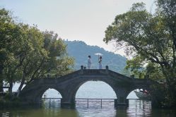 -薇町婚纱摄影旗舰店
