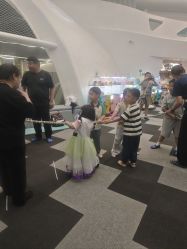 -MINI MARS 移动的空间站乐园·餐饮·派对(浦东金桥店)