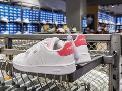 -观澜湖新城运动奥莱区