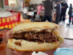 -老西关黄老太牛肉烧饼
