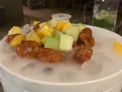 菠萝咕唠肉-大树餐厅(大悦城店)