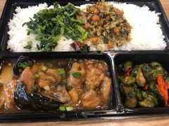 香菇滑鸡饭-飞鸿肉夹馍(浐灞半岛店)