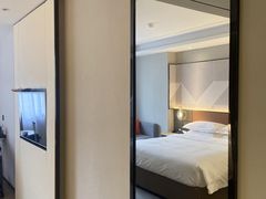 -柏曼酒店(合肥国购广场三里庵地铁店)