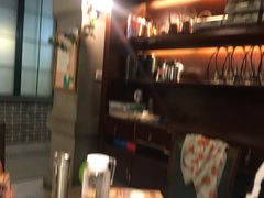-东口码头·烧鸽子·鱼头泡饼·地方菜(金鹰悦城店)