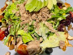 蓝莓酸奶牛油果沙拉-Let'sBURGERplus·非常创意汉堡(三里屯店)