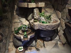 -老牌坊云南鱼豆花火锅(爱建店)