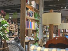 -魔方城市书房(中街益田店)