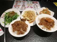 -胡须张鲁肉饭(美食文化馆店)