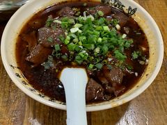 -杨三娘跷脚牛肉(羊子山西路店)