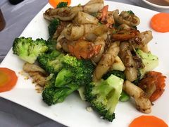 西兰花炒鲜鱿-凤城康记饭店
