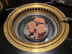 -山川小町·极番烧肉(新地假日广场店)