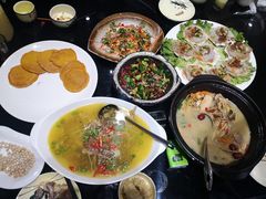-醉美云南·云南菜主题餐厅(昆明站北京路双龙商场店)