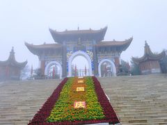 -抱犊寨风景区