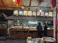 -鱼窝棚柴火铁锅炖(富山屯店)