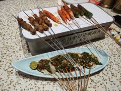 -小董哥烤串·爆汁大油边(故宫店)
