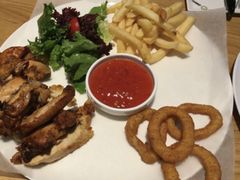 -JINNS锦时 steak&pizza(浸信会礼拜堂旧址店)